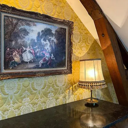 La Souveraine - - Château Le Bas Bleu * Quesnoy-le-Montant