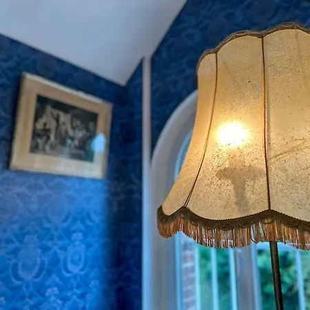 La Souveraine - - Chateau Le Bas Bleu