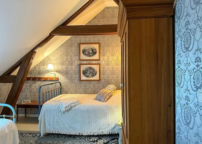 La Souveraine - - Château Le Bas Bleu Quesnoy-le-Montant