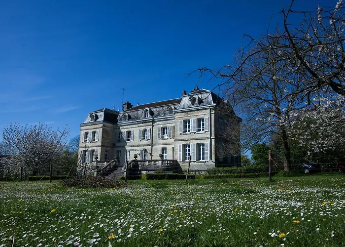 La Souveraine - - Château Le Bas Bleu